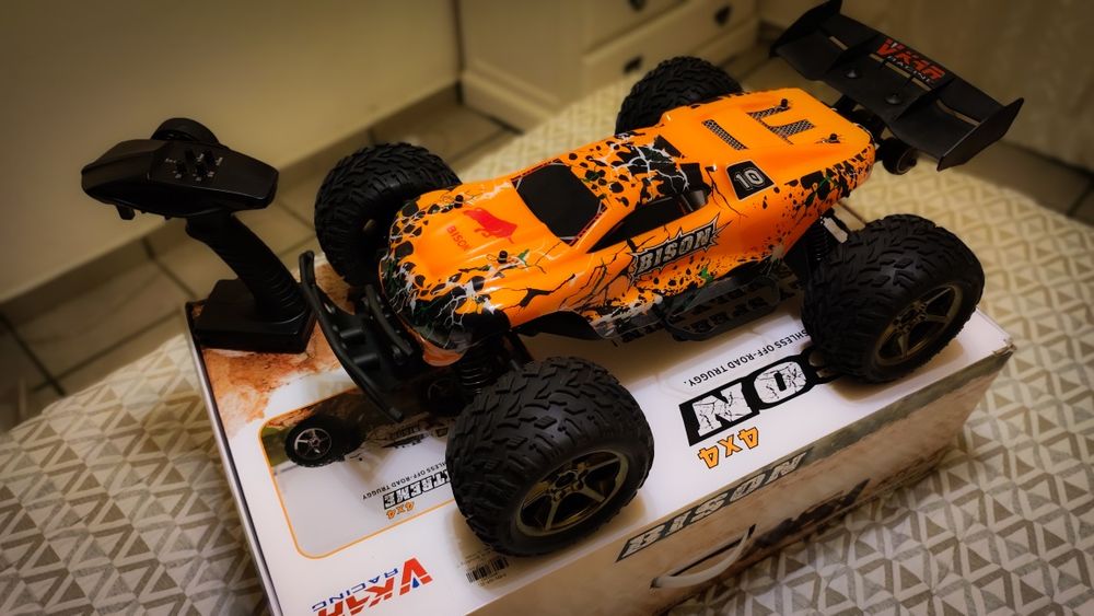 VKar Racing Bison Extreme V2 4X4 troco por PS5