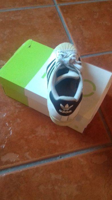 Ténis adidas originais
