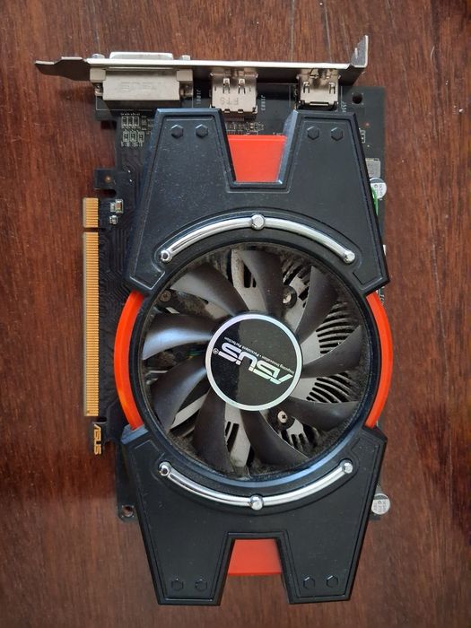 Відеокарта AMD Radeon 6670 HD 1 gb GDDR5