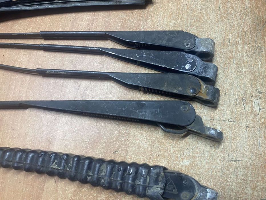 Дворніки тримачі щотки ваз жигуль лада 2101 - 2107 класика