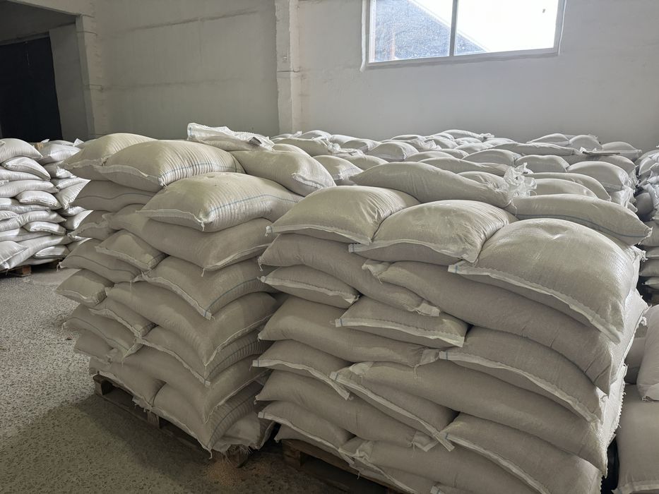 Корм для худоби: грис, мучка