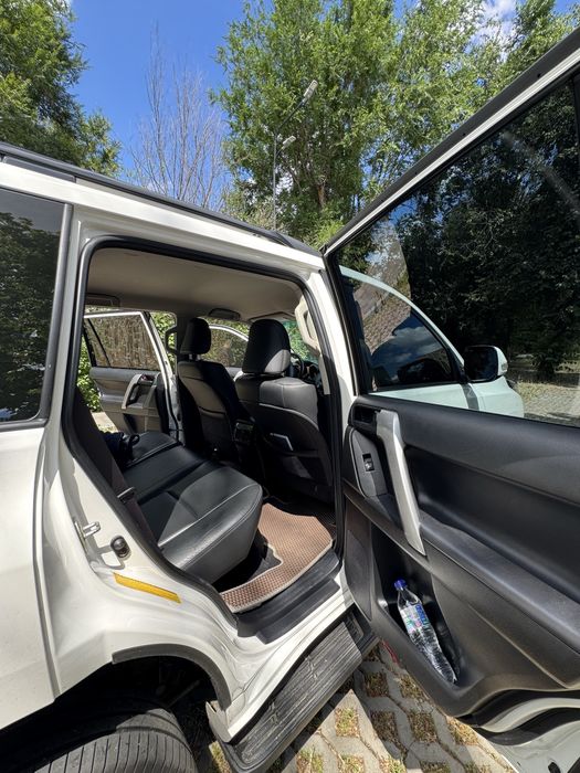 Toyota Land Cruiser Prado 150 • 3.0 D-4D