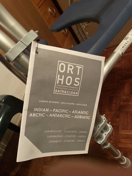 Cadeira de duche e sanitaria Indian da Orthos xxi