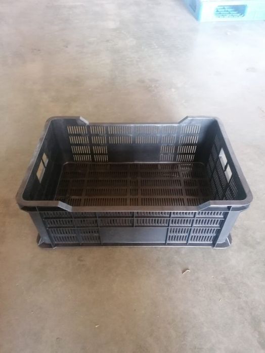Skrzynki plastikowe