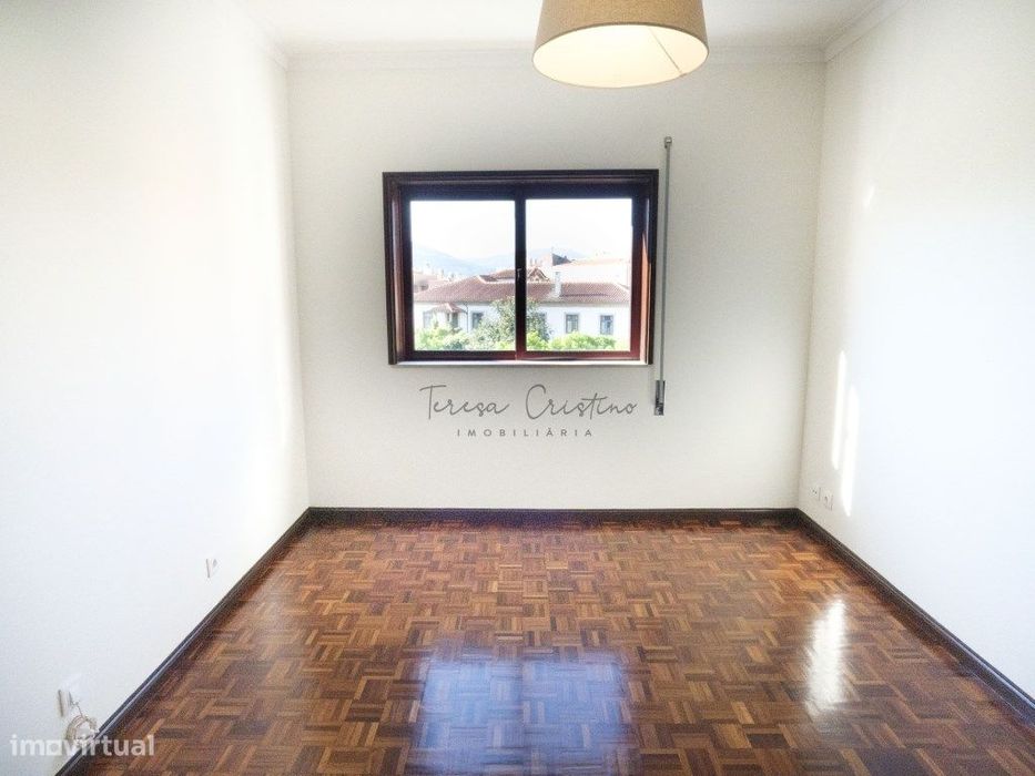 Apartamento T3 para arrendamento com garagem | Arca e Ponte de Lima