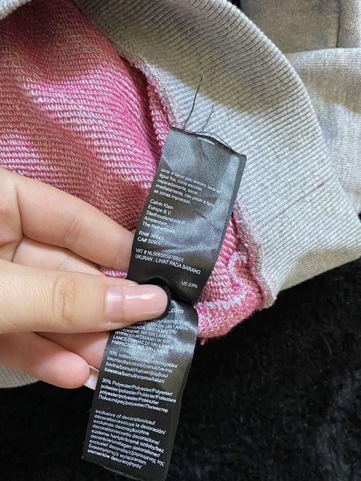 Bluza calvin klein jeans szaro-różowa