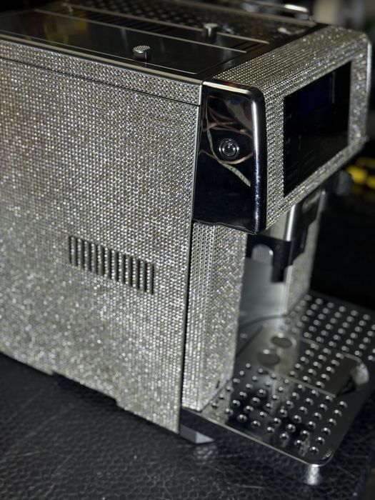 Maquina de cafe com cristais  Swarovski