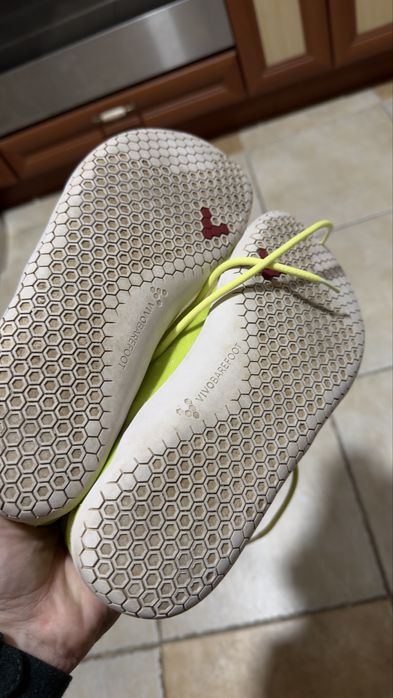 Vivobarefoot  primus lite barefoot 41 size