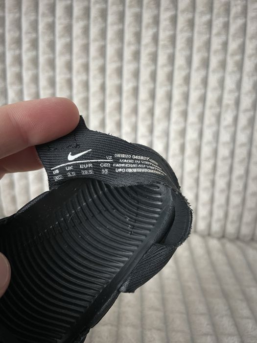 Продам дитячі сандалі Nike 19.5 , 10 см