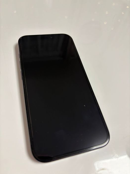 iPhone 15 pro / 128 GB, niebieski, bateria 88%, szkło + case