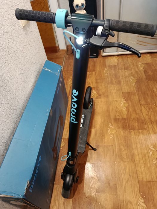 Електросамокат Proove