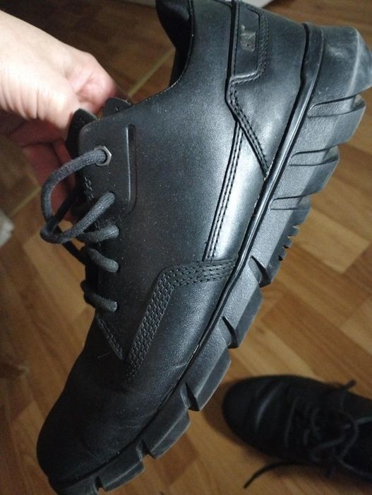 Кросівки натуральна шкіра