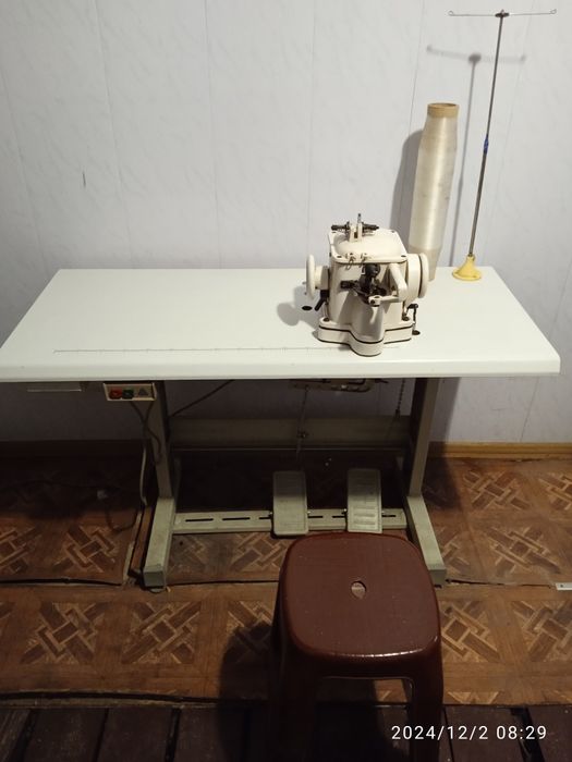 Швейна машинка для шкіри і хутра (скорняжка) Б/У