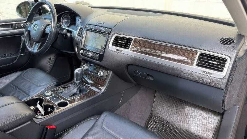 2015 Volkswagen Touareg V6 Executive