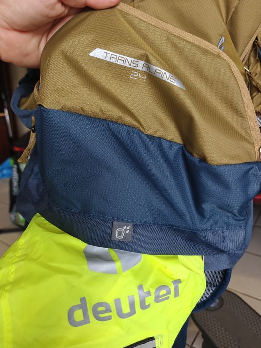 Mochila Deuter Trans Alpine 24 ciclismo
