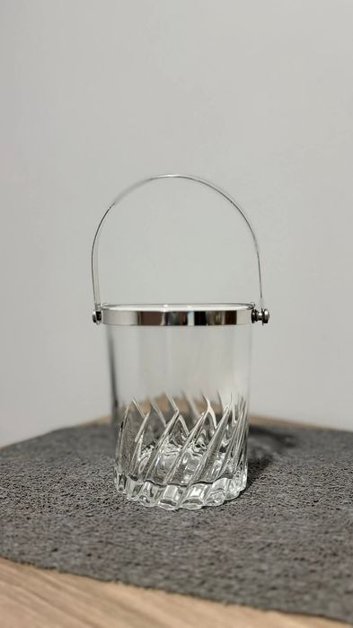 Loiças de utilidade e decoração cada peça 10 euros