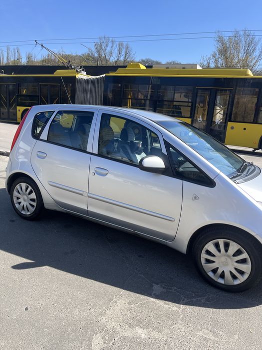 Продам Mitsubishi kolt автомат