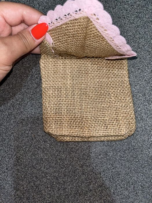 Bolsa pequena de serrapilheira