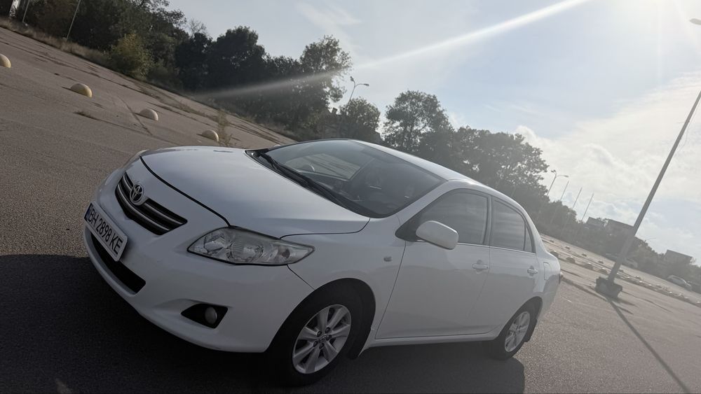 Продам авто Toyota Corolla