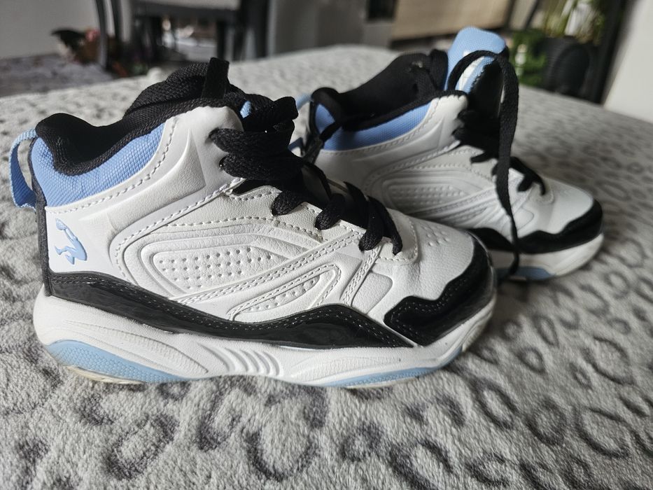 Buty jordanki rozmiar 30 jak nowe