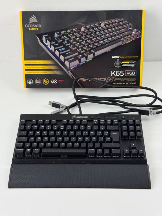 Клавіатура Corsair K65 LUX RGB Spanish Black (CH-9110014-ES)