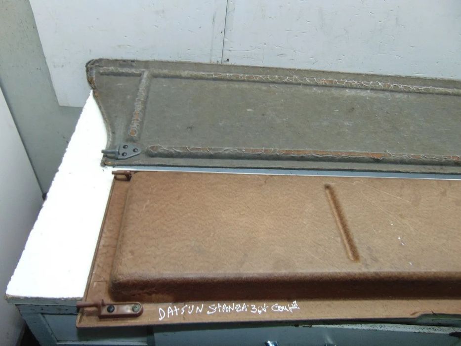 Datsun Stanza chapeleira