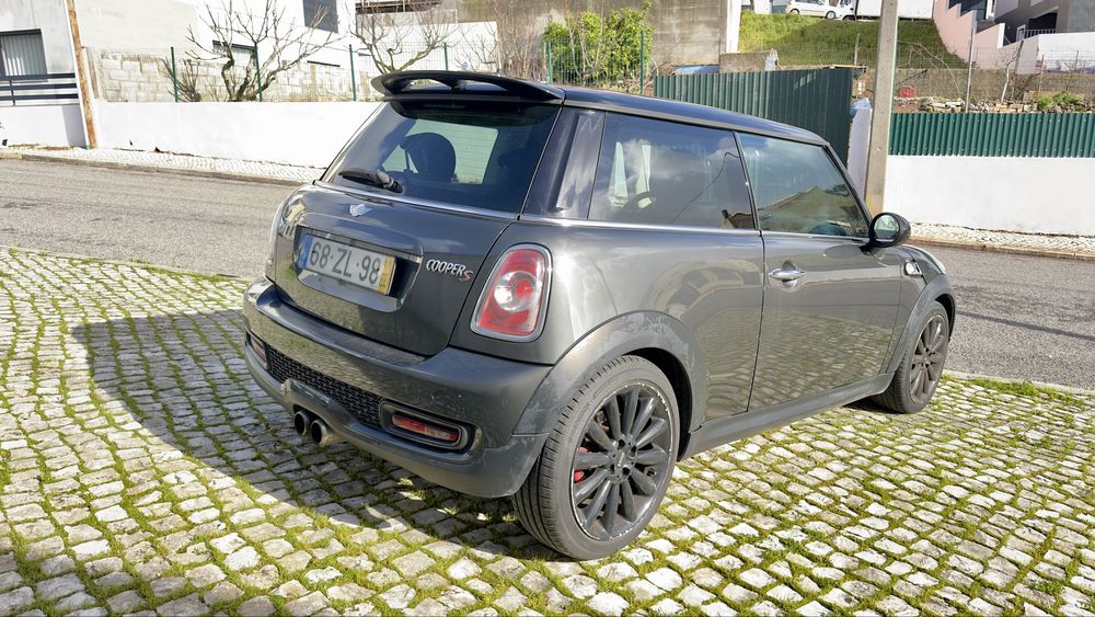 Mini cooper s de 2011 caixa automatica 184 cv
