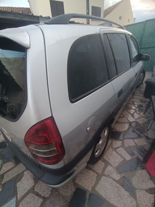 Vendo ou troco Opel zafira