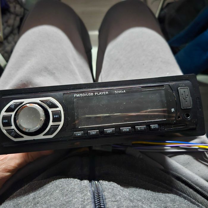 Radio samochodowe Element impulsowe