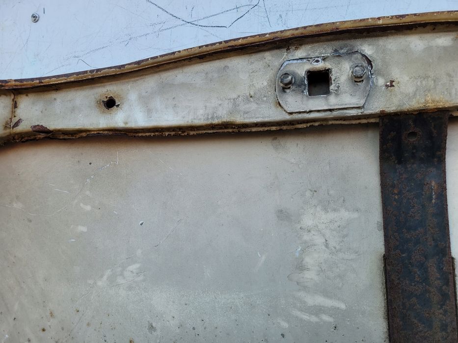 mercedes w114 w115 maska pokrywa silnika