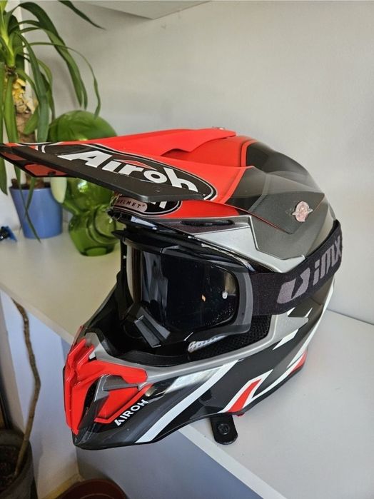 Kask Motocyklowy Airoh Twist 2.0 Enduro roz. L plus gogle