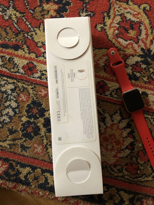 Наручные часы apple watch 4 44mm gold