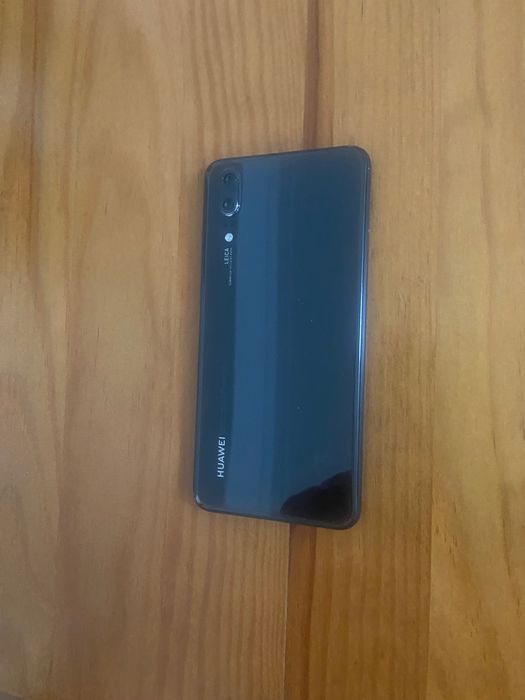 Telemóvel Huawei P20
