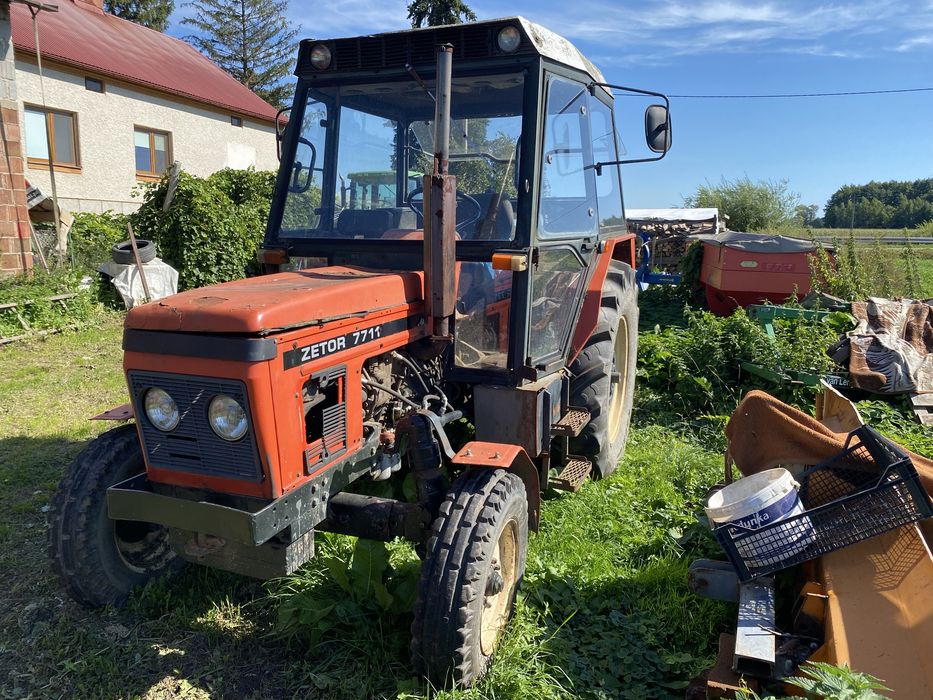 Ciągnik  Zetor 7711