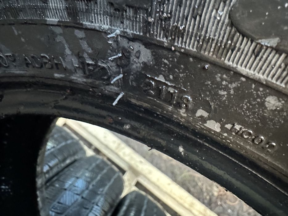 Шини 195/70 R15c , резина комплект на бус ідеальні