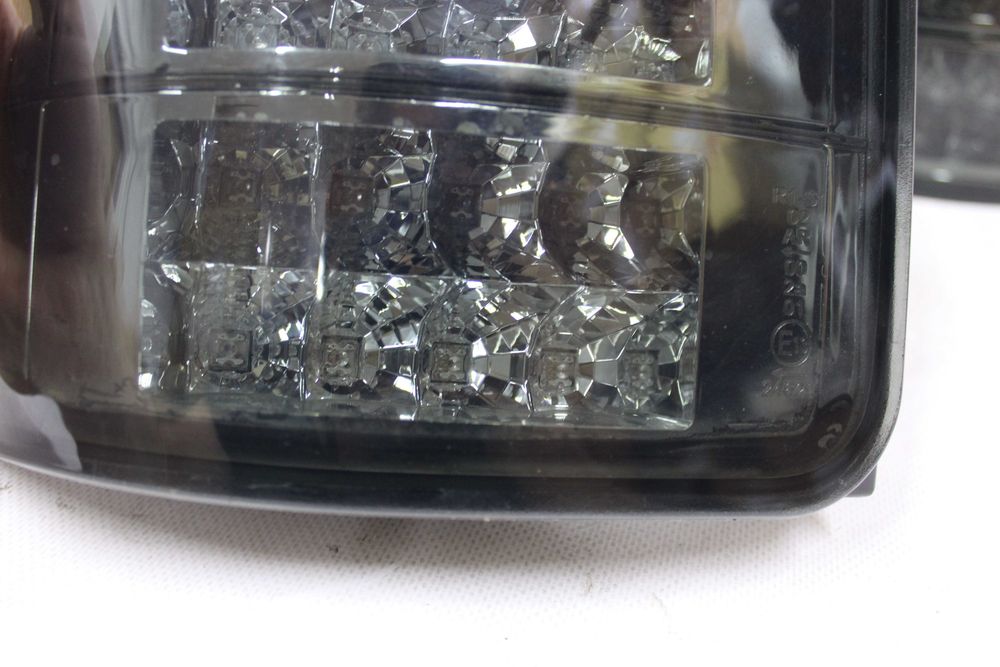 Lampy światła tył tylne VW T5 03-09 TRANSPORTER Drzwi LED TUNING Black SMOKE Tuning