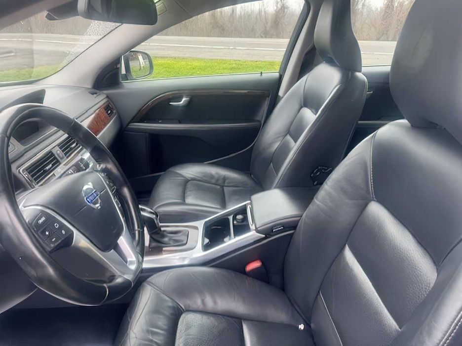 Volvo S80      2016