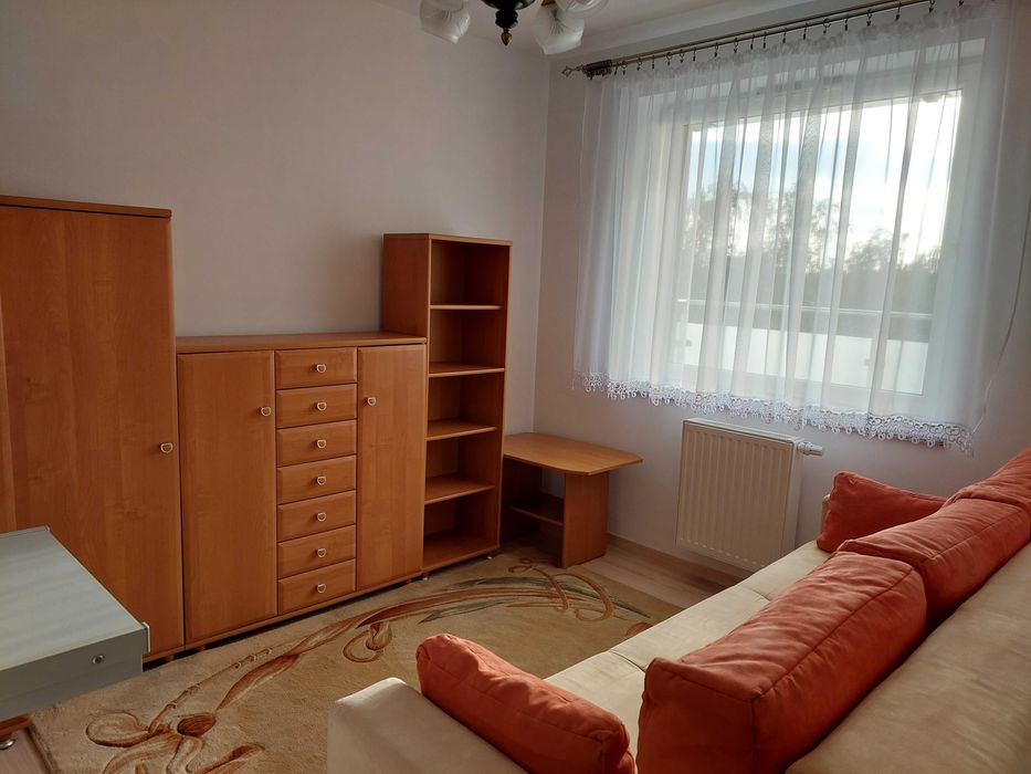 Wynajmę mieszkanie 2-pokojowe z miejscem postojowym