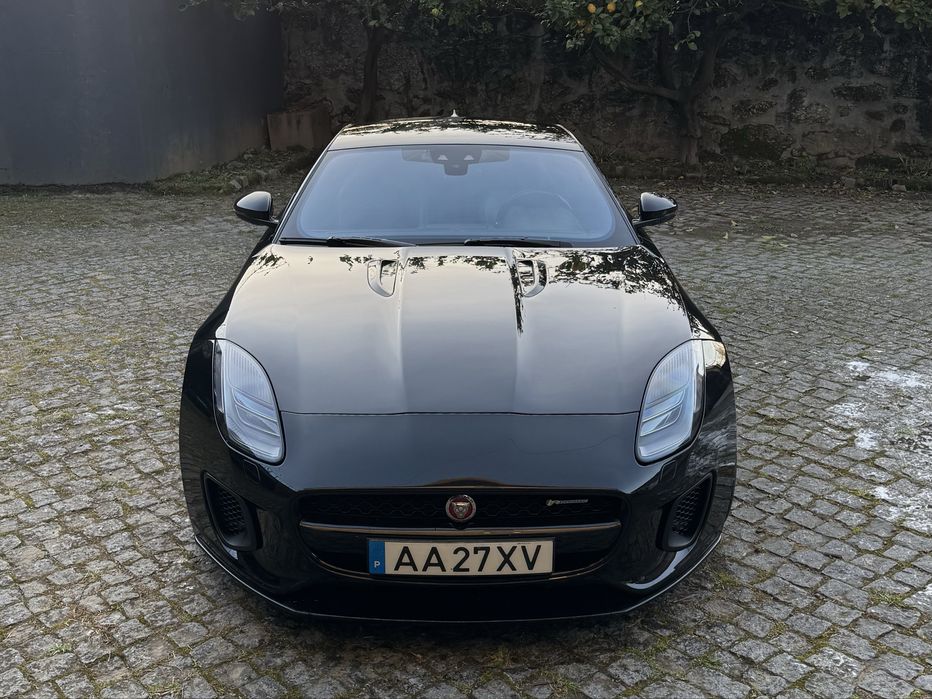 Jaguar F-type p300 2018
