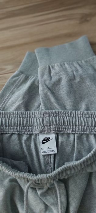 NIKE spodnie dresowe  roz. M