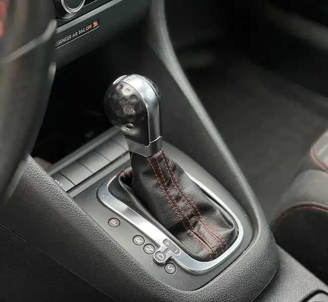 Volkswagen Golf GTI 2012 VIN WVWFD7AJ5DW106574 фото оголошення 5 з 5