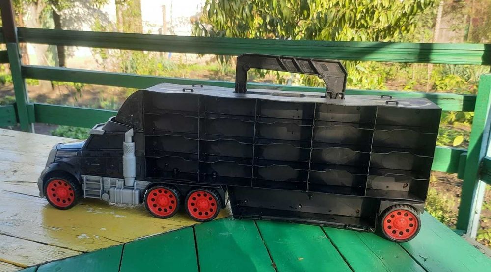 грузовик    бетономешалка