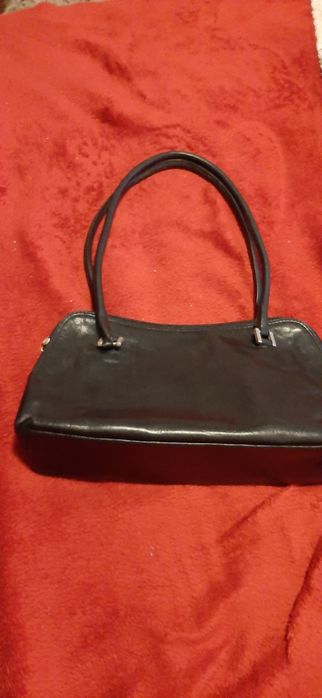 Carteira em pele alsas compridas (tiracol)