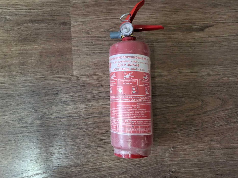 Набір автомобіліста - трос аптечка вогнегасник знак жилет / дроп гурт