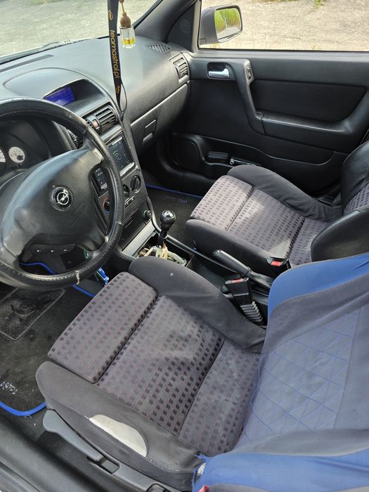 Opel Astra Caravan — fotografia 9