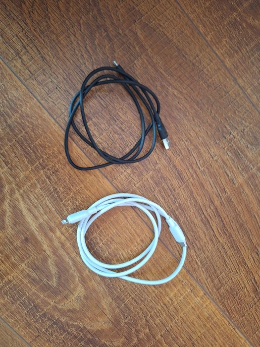 2 Кабелі для iphone Lightning