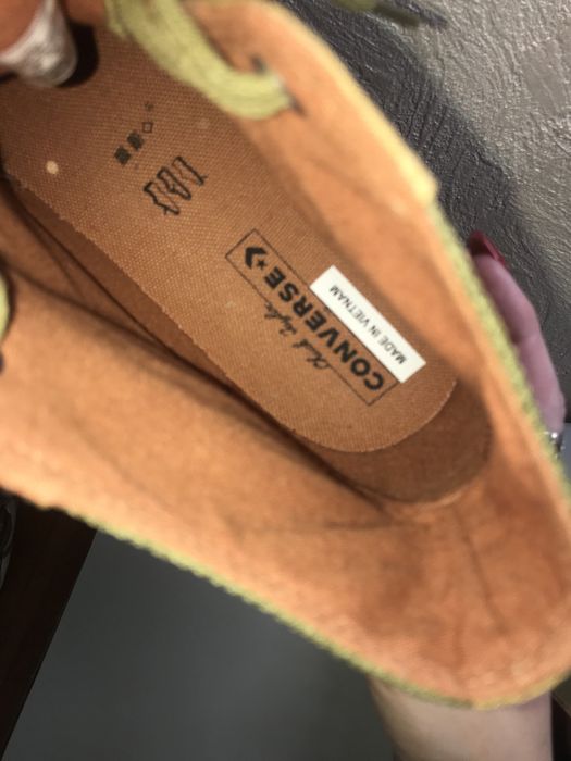 Продам Взутя Converse