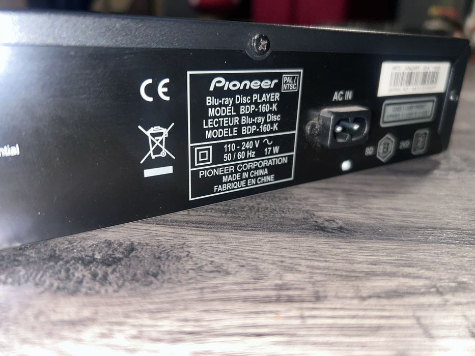 Pioneer Blu-Ray BDP-160-K + pilot