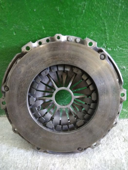Продам корзину и диск сцепления