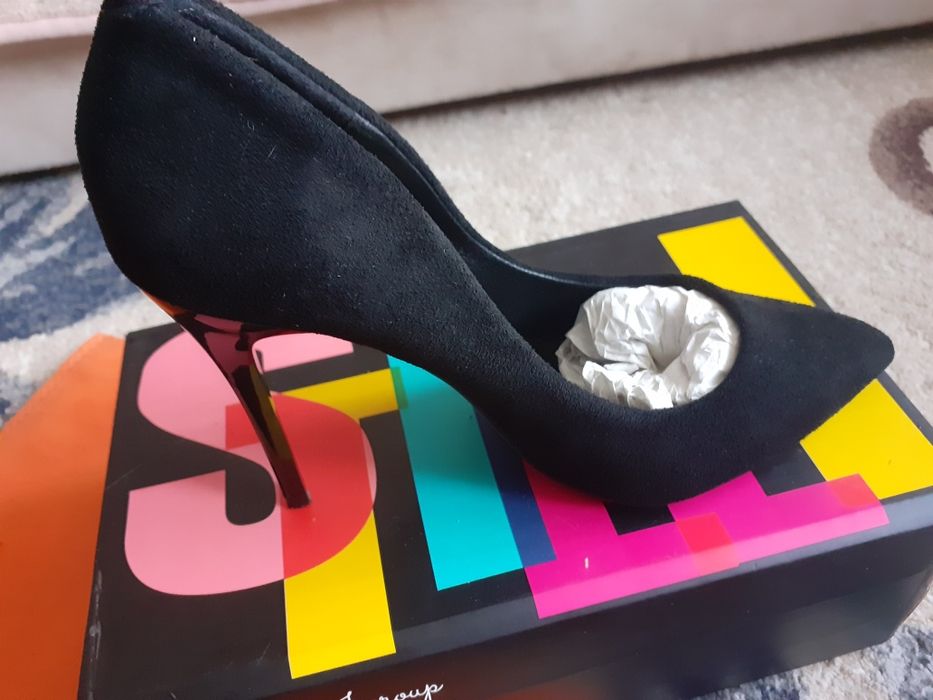 Туфлі чорні екозамша